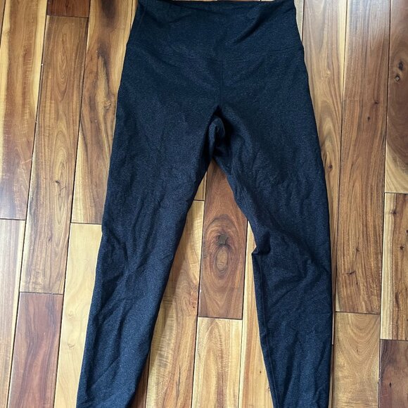 Like New Old Navy Active Stirrup Leggings - Picture 1 of 4